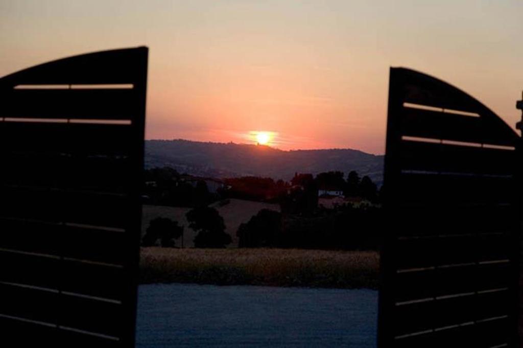 Villa Coralia Agriturismo Osimo Dış mekan fotoğraf